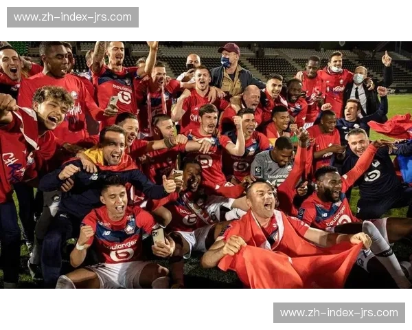 丰塞卡带队13连胜创纪录 里昂悄然升至第三紧追争冠集团 丰塞卡带队13连胜创纪录 里昂悄然升至第三紧追争冠集团